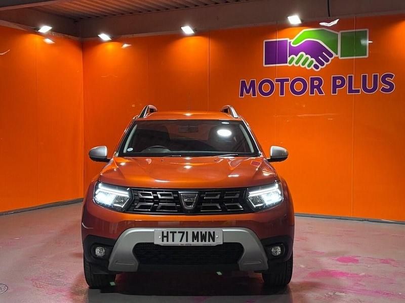 Used Dacia Duster Prestige 100 HP (73 kW) 2022 Orange Hatchback