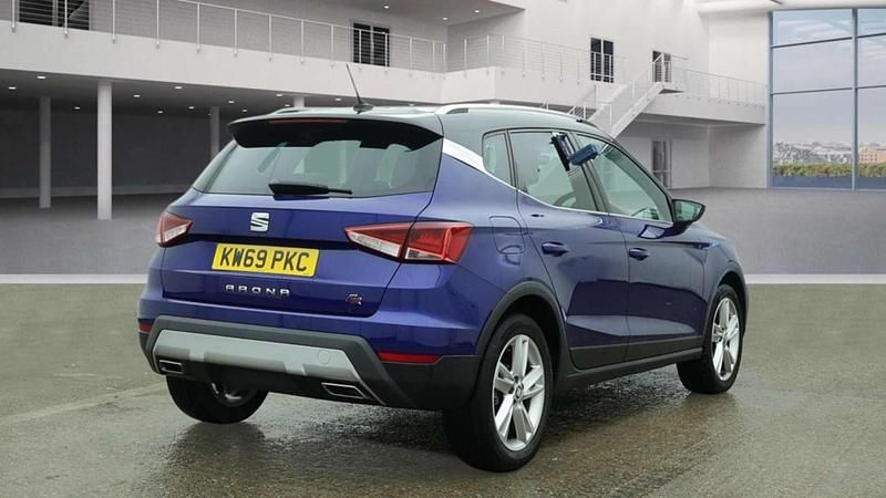 Used Seat Arona FR 115 HP (84 kW) 2020 Blue SUV