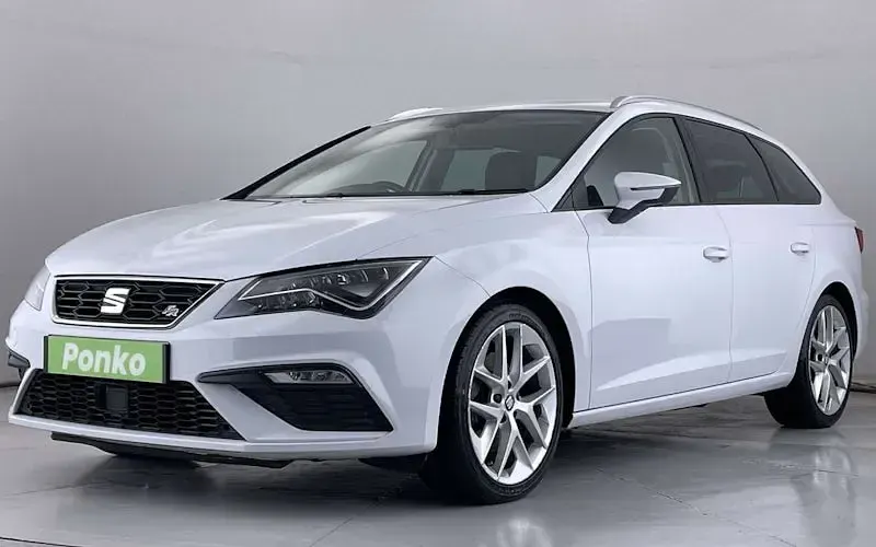 Used Seat Leon FR 180 HP (132 kW) 2018 White Estate