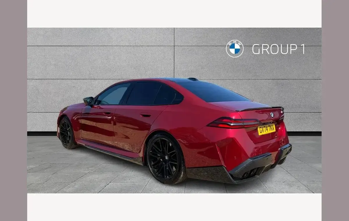 Used BMW M5 Comfort Edition 727 HP (534 kW) 2025 Fire red Sedan