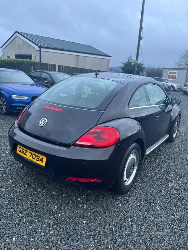Used VW Beetle Design 105 HP (77 kW) 2016 Black Hatchback
