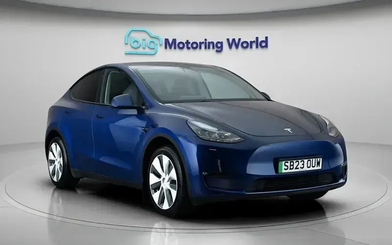 Used Tesla Model Y Long Range AWD 286 kW (389 HP) 2025 SUV