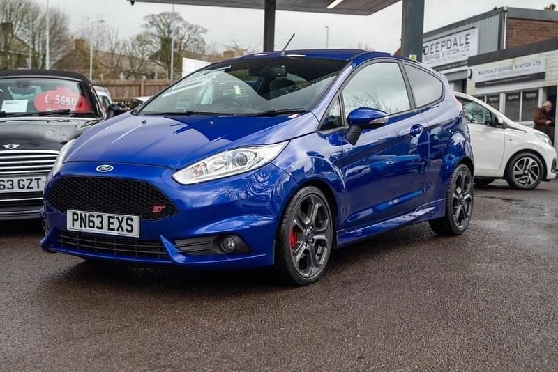 Used Ford Fiesta ST 2013 Blue Hatchback