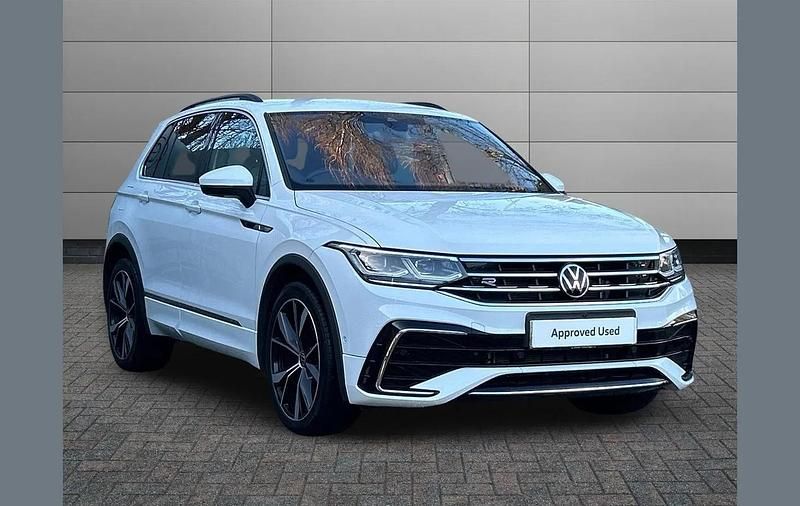 White Used 2023 VW Tiguan R-line SUV | £27,990 (Fair price) - Image 1/4