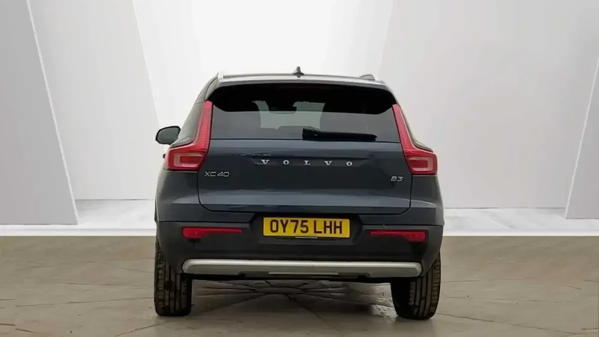 Used Volvo XC40 Ultra 161 HP (118 kW) 2025 Blue SUV