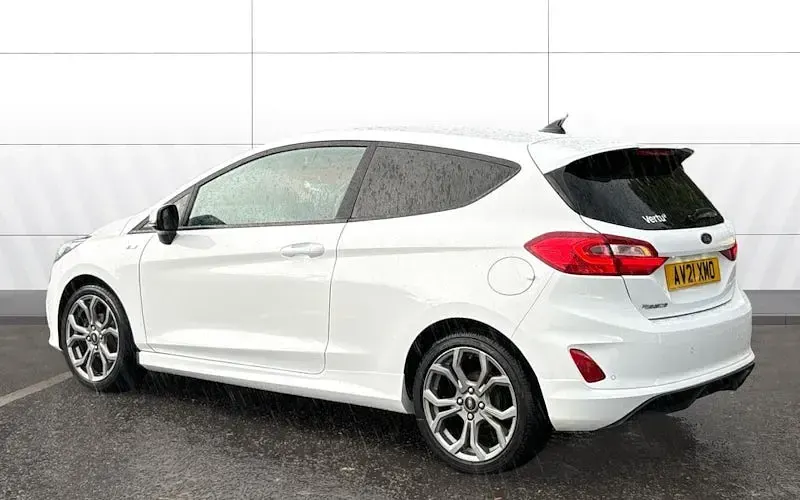 Used Ford Fiesta ST-Line 95 HP (69 kW) 2021 White Hatchback