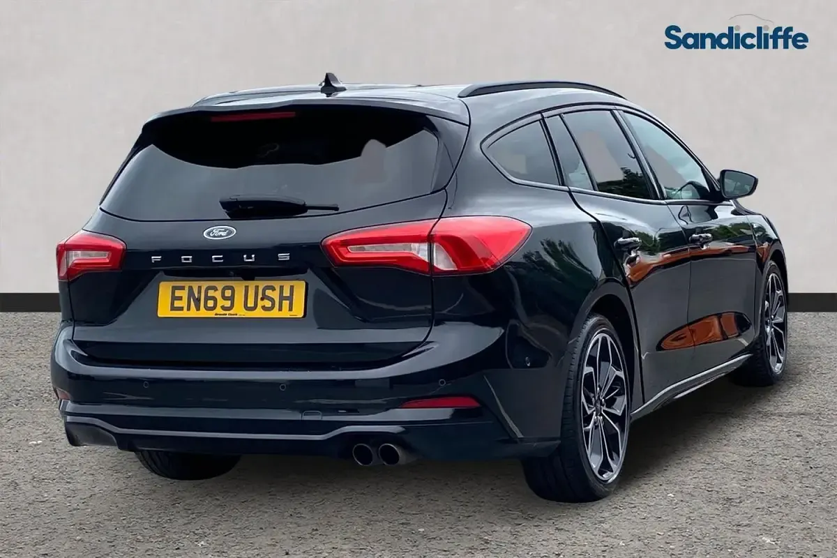 Used Ford Focus ST-Line X 150 HP (110 kW) 2020 Black Estate