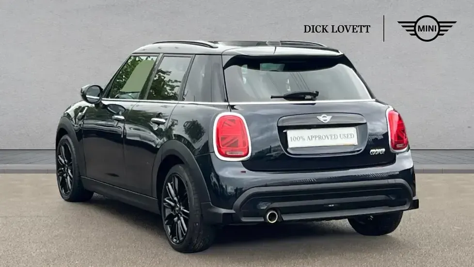 Used Mini Cooper Exclusive 134 HP (98 kW) 2023 Black Hatchback
