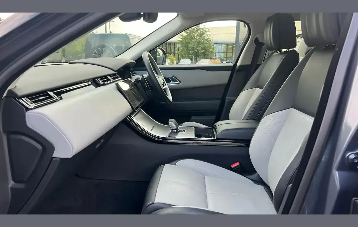 Used Land Rover Range Rover Velar HSE Dynamic 204 HP (150 kW) 2024 Blue SUV