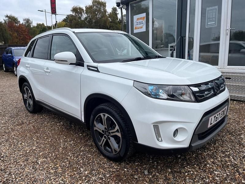 White Used 2017 Suzuki Vitara SZ5 SUV | £9,490 (Good price) - Image 1/4