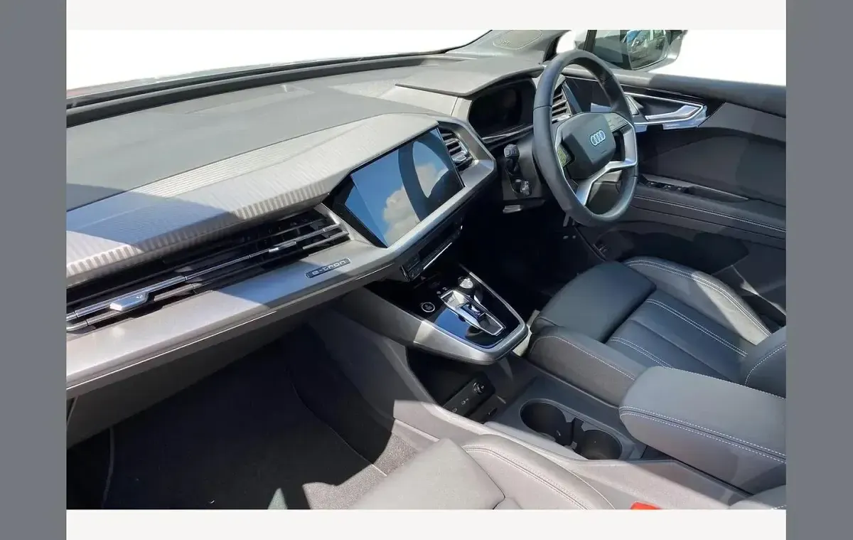 Used Audi Q4 e-tron Sport 210 kW (286 HP) 2024 Pebble grey SUV