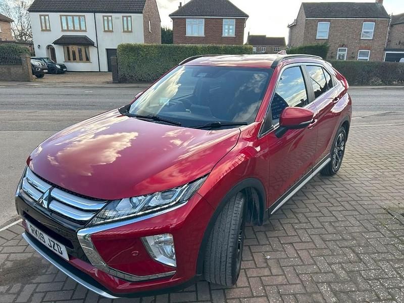 Used Mitsubishi Eclipse 2019 Red Hatchback