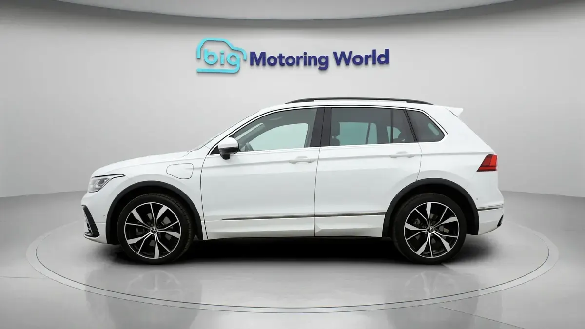 Used VW Tiguan R-line 242 HP (177 kW) 2023 SUV