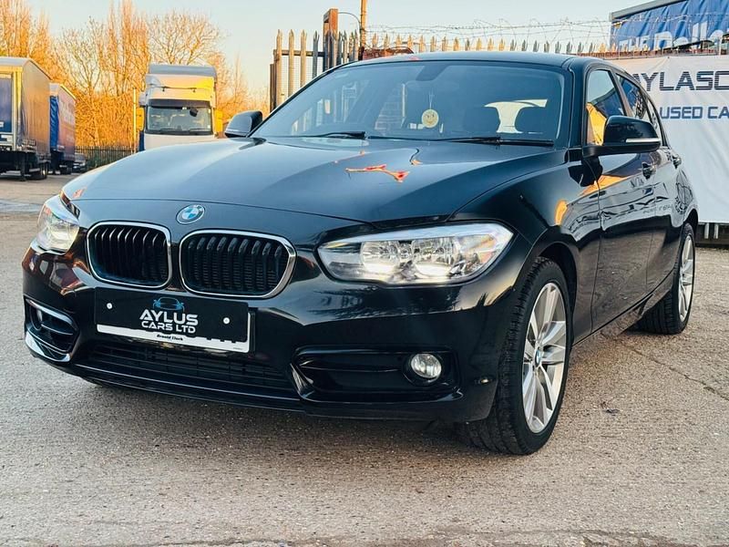 Used BMW 118 Sport Line 2018 Black Hatchback