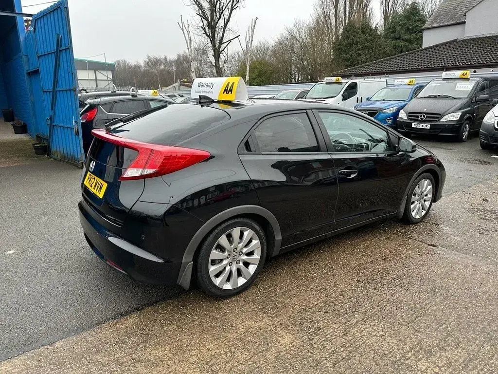 Used Honda Civic EX 142 HP (104 kW) 2012 Black Hatchback