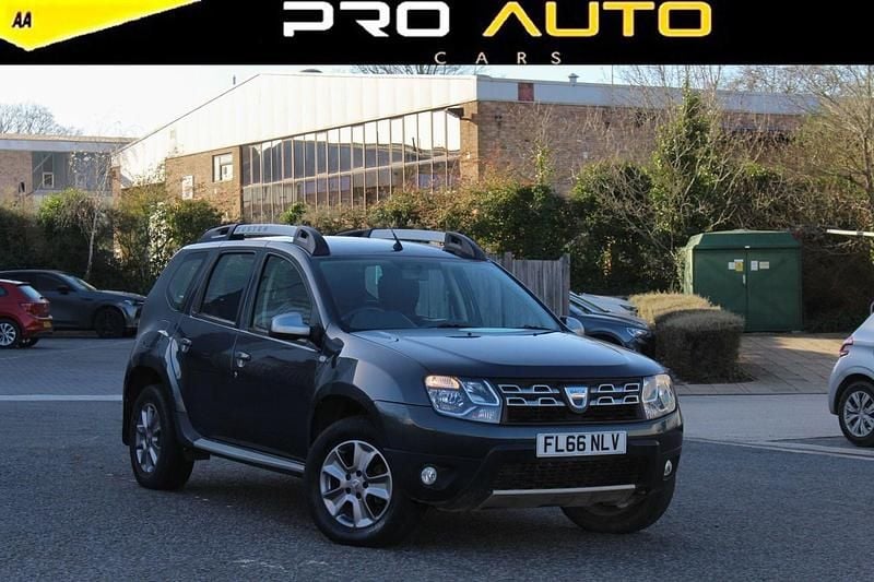 Used Dacia Duster Lauréate 2016 Grey SUV
