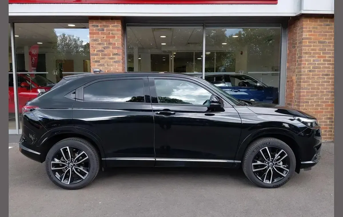 Used Honda HR-V Advance 131 HP (96 kW) 2025 Black SUV