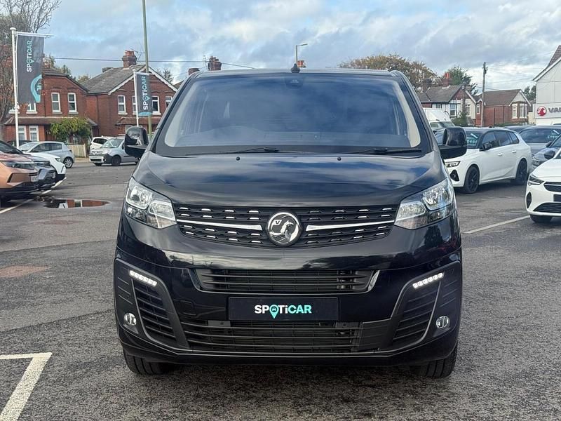 New 2025 Vauxhall Vivaro Elite Van | £21,991 (A bit pricey) - Image 1/4