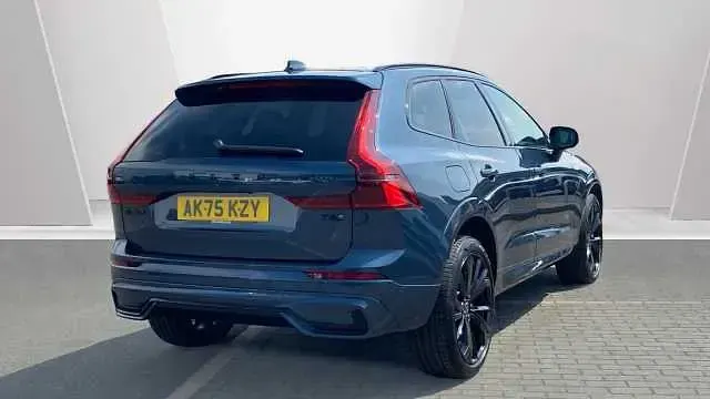 New Volvo XC60 Plus 345 HP (253 kW) 2026 SUV