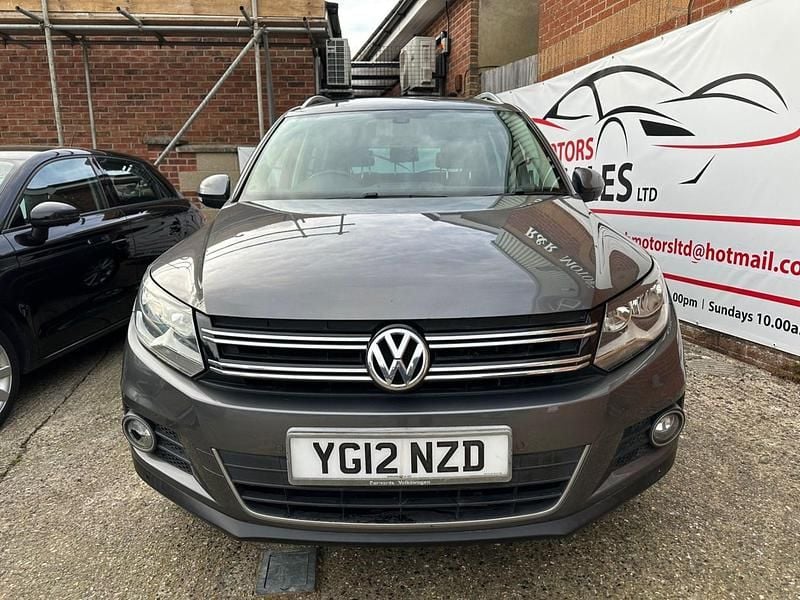 Usado VW Tiguan SE 2012 Cinzento SUV
