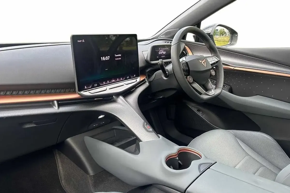 New Cupra Tavascan VZ2 250 kW (340 HP) 2026 Blue SUV