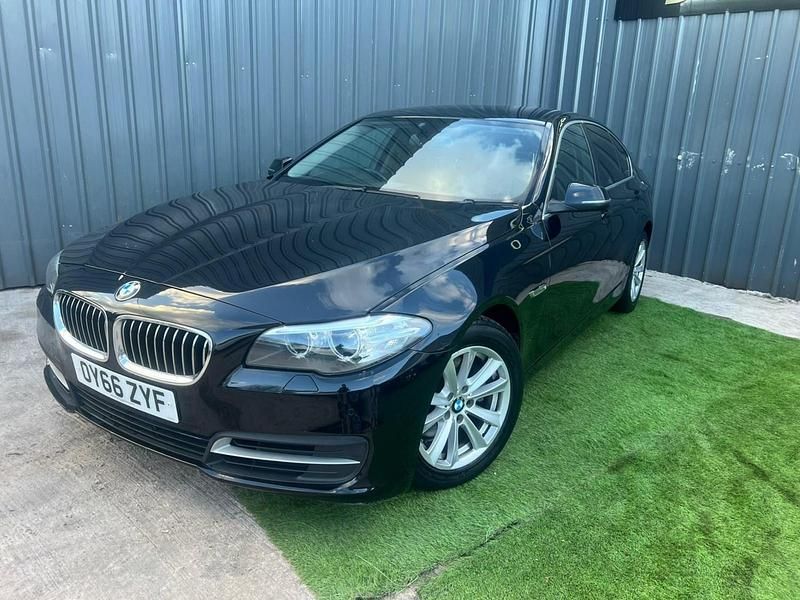 Used BMW 520 Comfort Edition 2016 Black Sedan