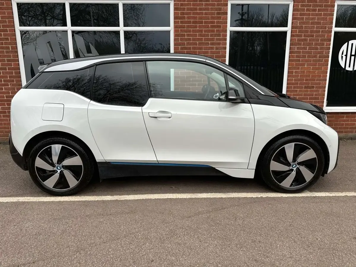 Usado BMW i3 Comfort Edition 125 kW (170 CV) 2019 Blanco Utilitario