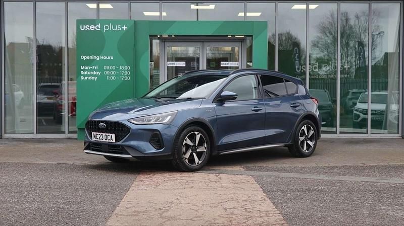 Used Ford Focus Active 2023 Blue Hatchback