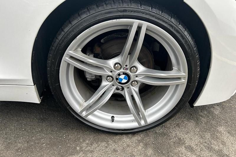 Used BMW Z4 M Sport 184 HP (135 kW) 2012 White Cabriolet