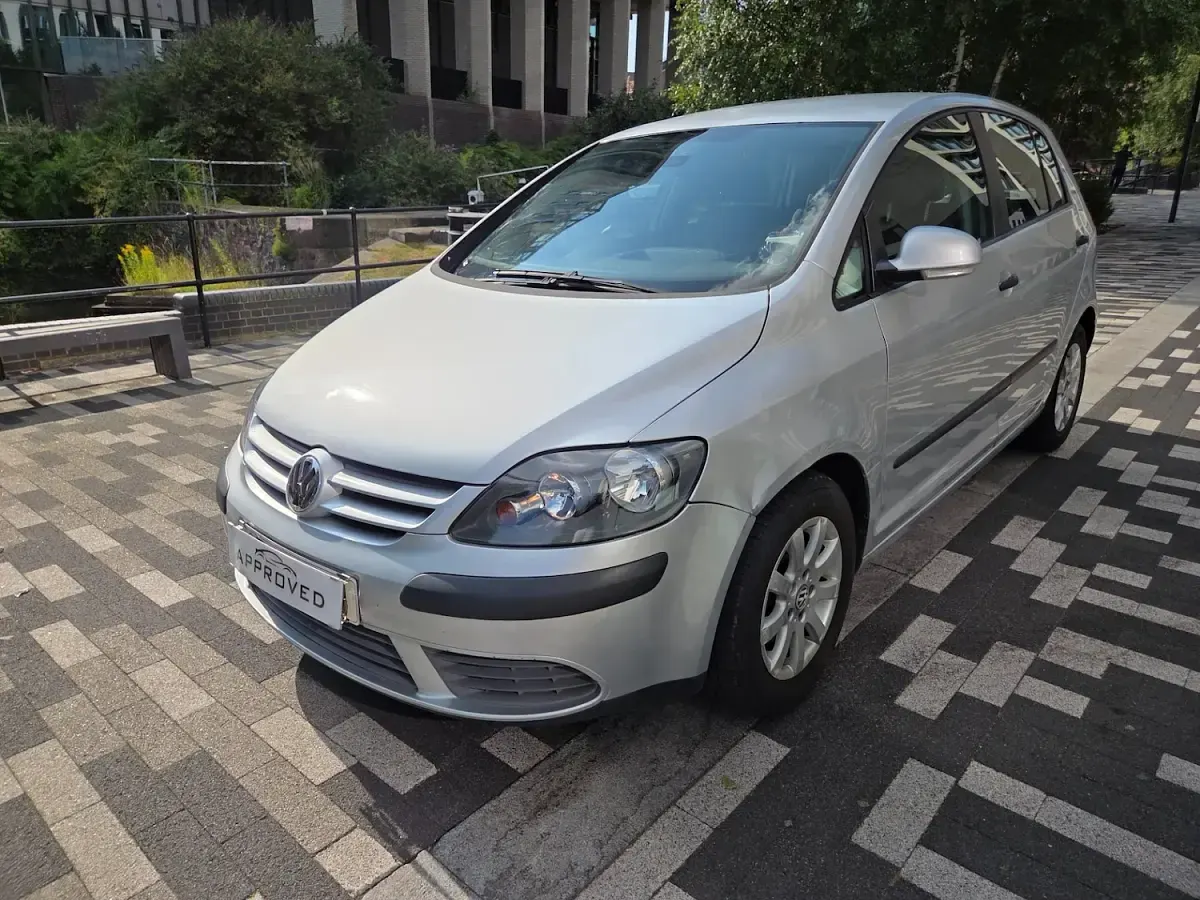Used VW Golf IV SE 2005 Silver Hatchback