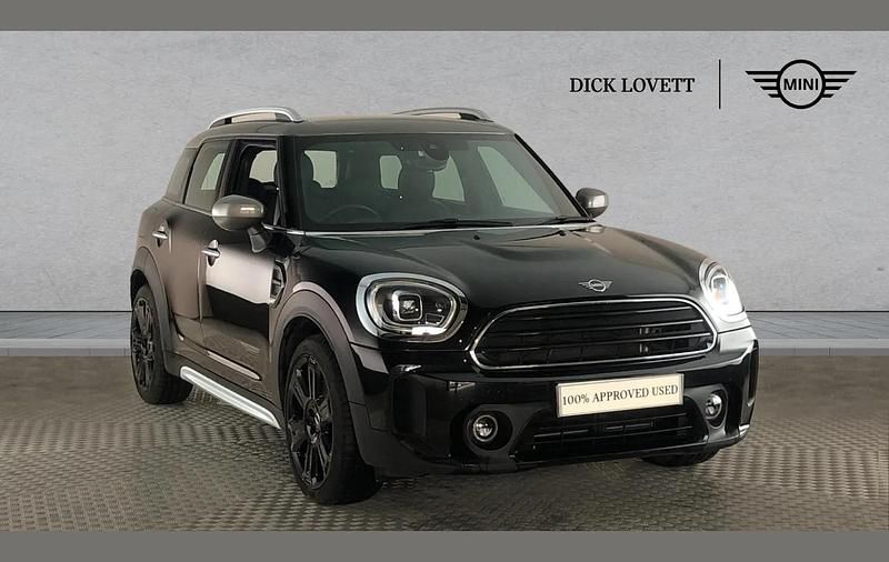 Used Mini Cooper Countryman Exclusive 134 HP (98 kW) 2022 Black SUV