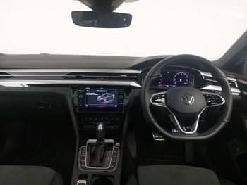 Usado VW Arteon R-line 190 HP (139 kW) 2022 Preto Carrinha