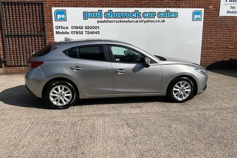 Silver Used 2015 Mazda 3 Hatchback | £5,523 (Fair price) - Image 1/1