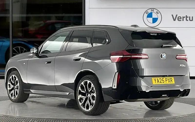 Second-hand BMW X3 M Sport 208 CP (152 kW) 2025 Gri SUV