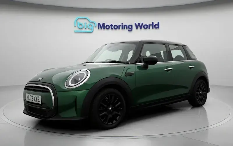 Used Mini Cooper Classic 136 HP (100 kW) 2022 Green Hatchback