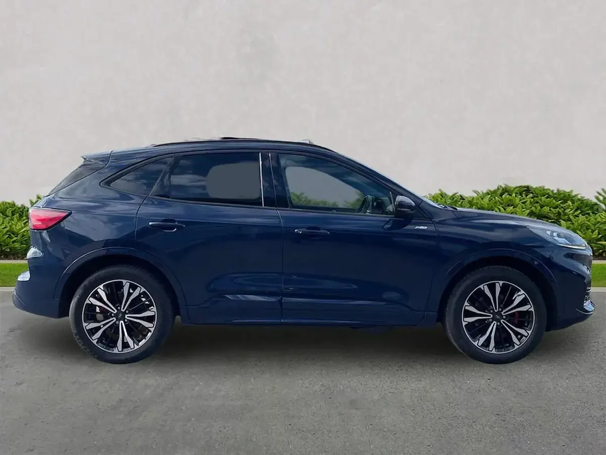 Used Ford Kuga ST-Line X 225 HP (165 kW) 2023 Blue SUV