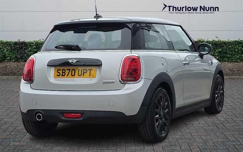 Used Mini Cooper Classic 136 HP (100 kW) 2021 Silver Hatchback