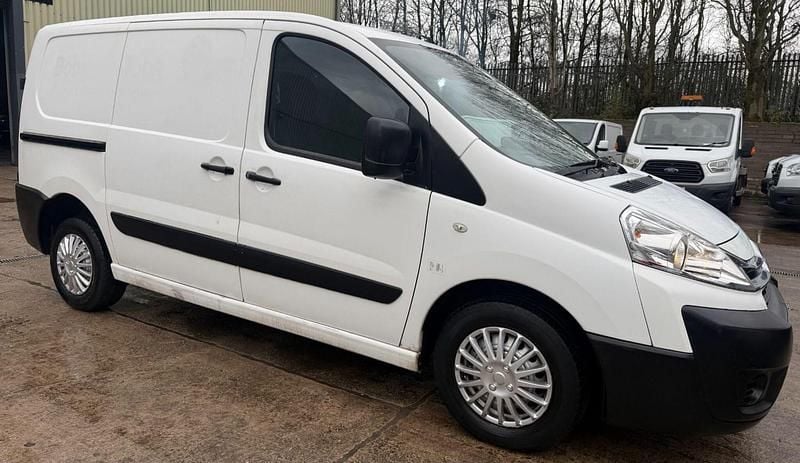 Used Citroën Dispatch 2013 White MPV