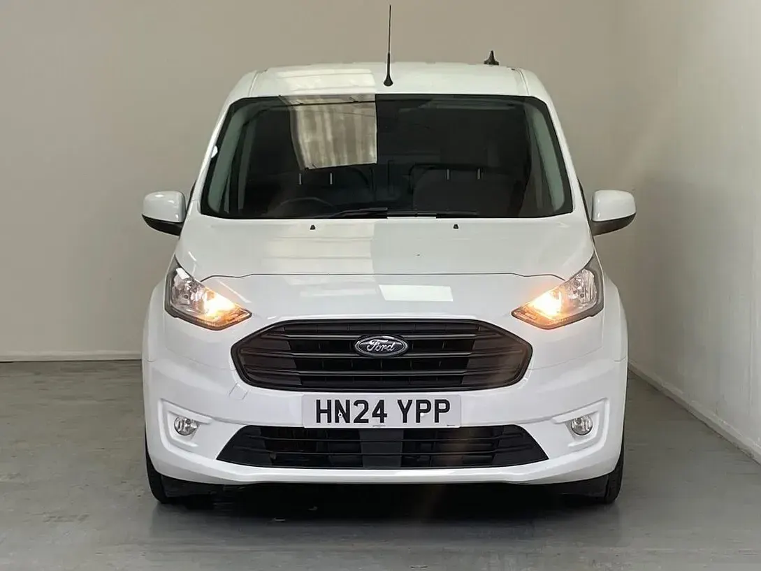 Used Ford Transit Connect Limited 100 HP (73 kW) 2024 White MPV