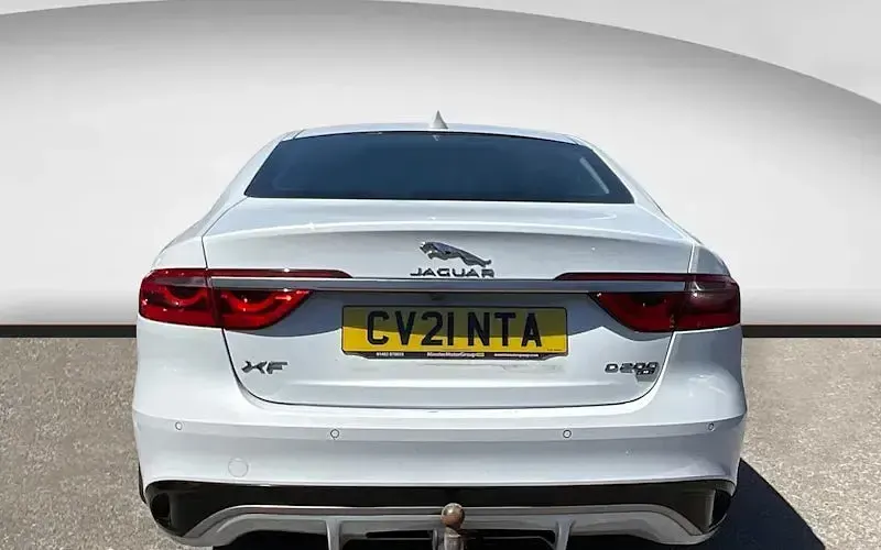 Used Jaguar XF R-Dynamic 204 HP (150 kW) 2021 White Sedan