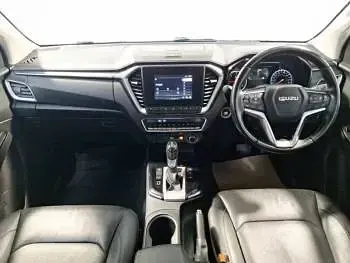 Usado Isuzu D-Max 2023 Branco Pickup