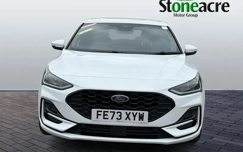 Used Ford Focus ST-Line X 153 HP (112 kW) 2023 White Hatchback
