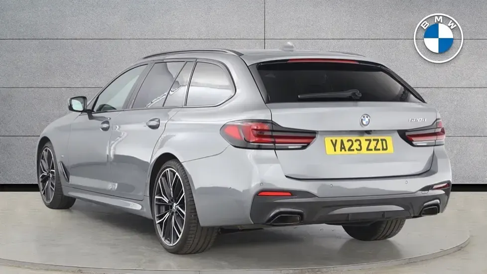 Used BMW 520 M Sport 187 HP (137 kW) 2023 Grey Estate