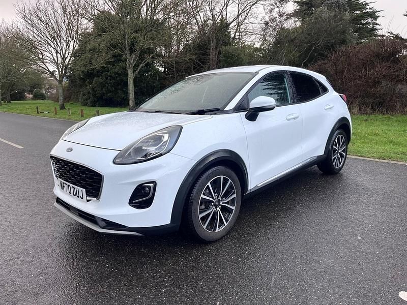 Used Ford Puma Titanium 125 HP (91 kW) 2020 White Hatchback