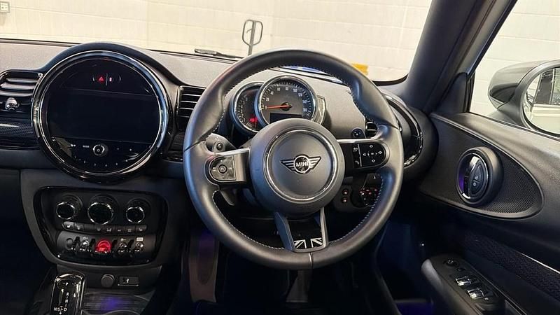 Used Mini Cooper S Clubman Exclusive 192 HP (141 kW) 2022 Silver Estate
