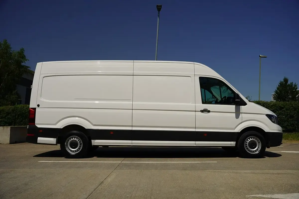 Used VW Crafter 140 HP (102 kW) 2024 White Van