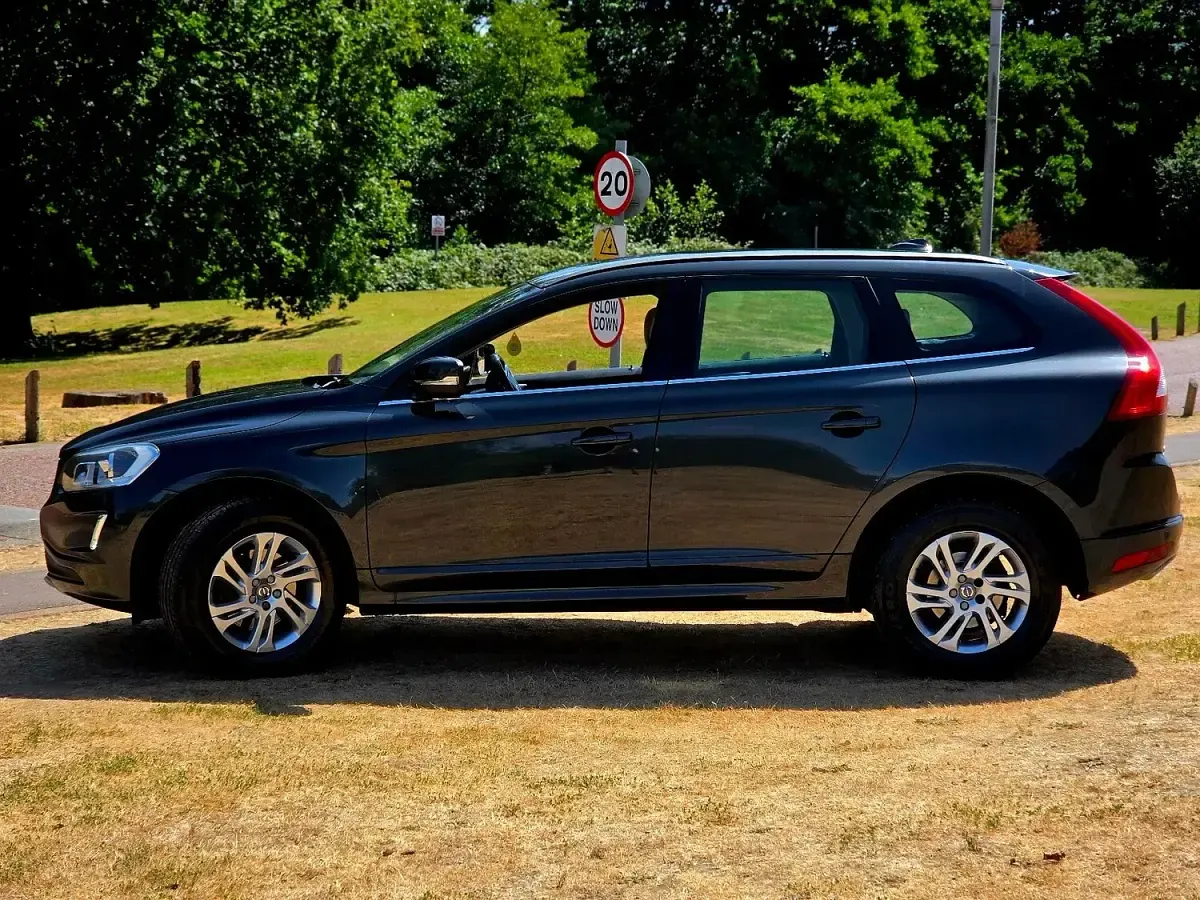 Used Volvo XC60 SE 2016 Grey SUV