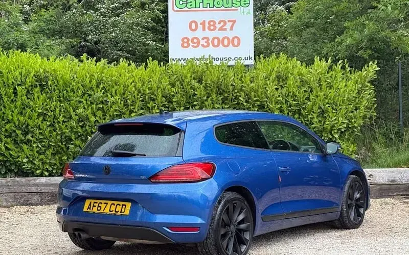 Usado VW Scirocco GT 125 CV (91 kW) 2017 Azul Coupe