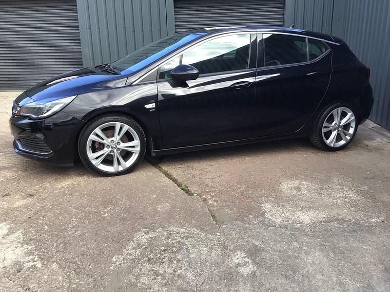 Used Vauxhall Astra SRi 2018 Black Hatchback