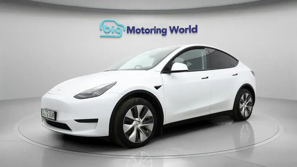 Used Tesla Model Y RWD 254 kW (346 HP) 2022 White SUV